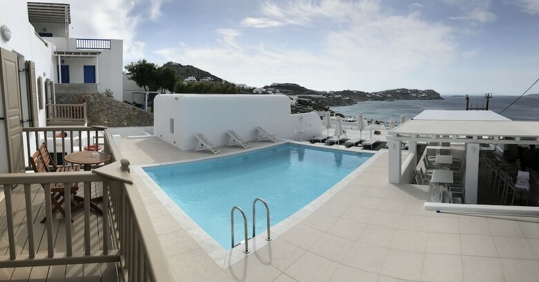 Aparthotel Lithos By Spyros & Flora