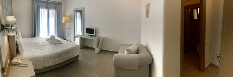 Aparthotel Lithos By Spyros & Flora