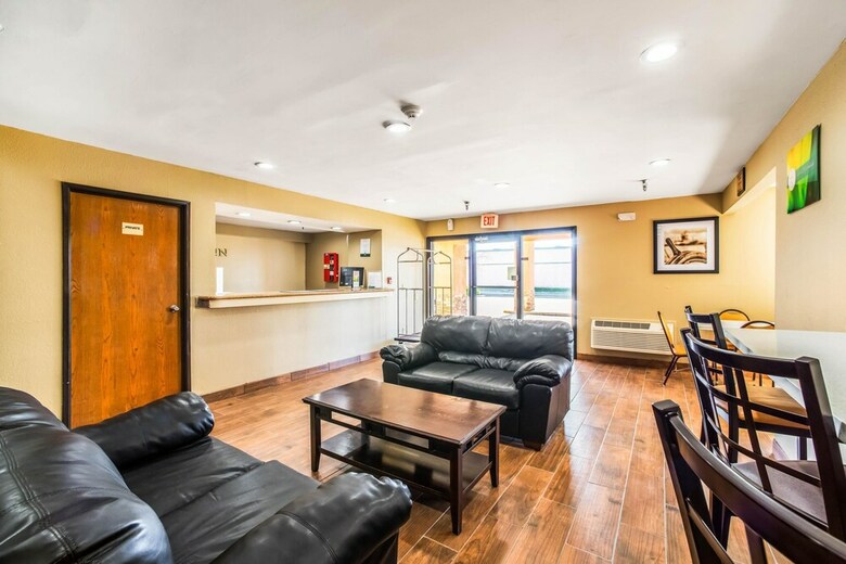 Hotel Quality Inn Carbondale University Area