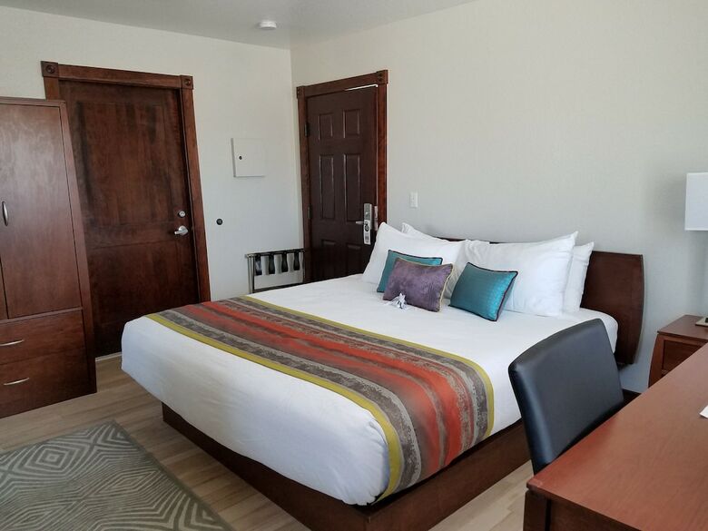 Hotel Shoshone Inn