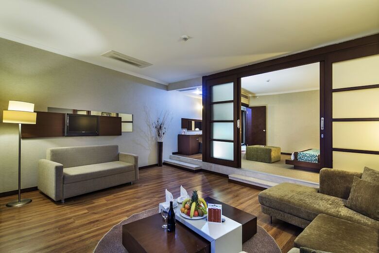 Catamaran Resort Hotel - All Inclusive
