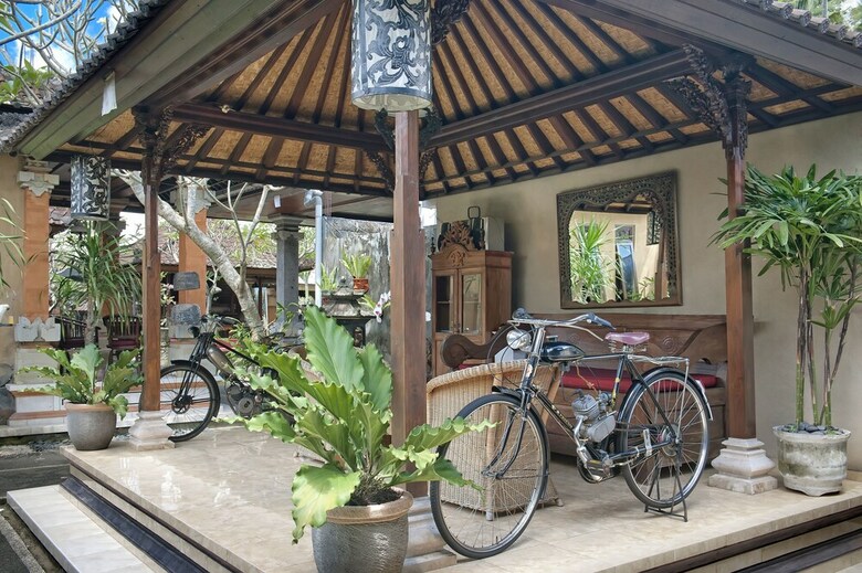 Hotel Teja Homestay