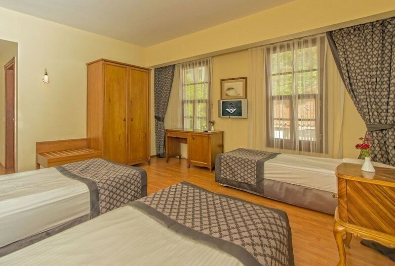 Argos Hotel