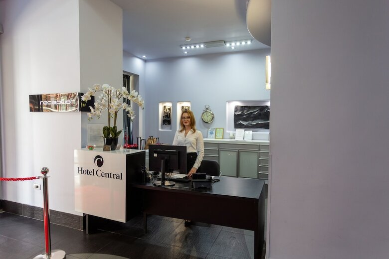 Central Hotel By Zeus International
