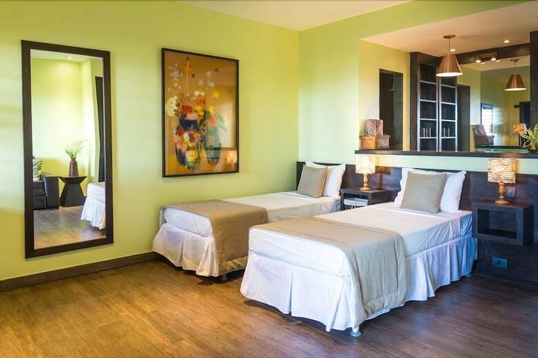 Lara Hotel
