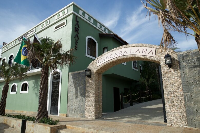 Lara Hotel