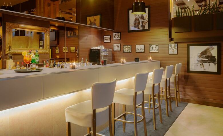 Hotel Apogia Paris