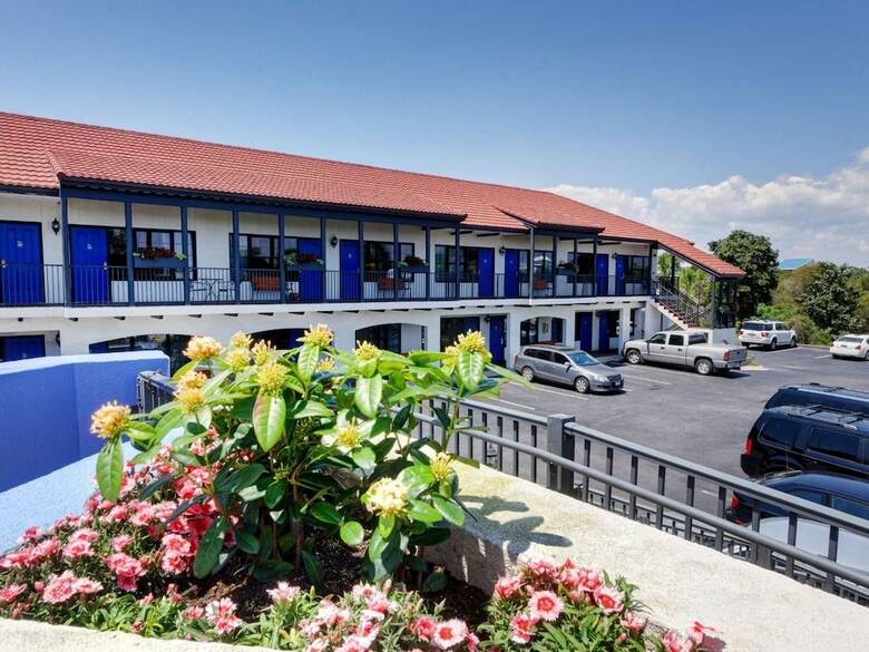 Hotel Beachside Inn