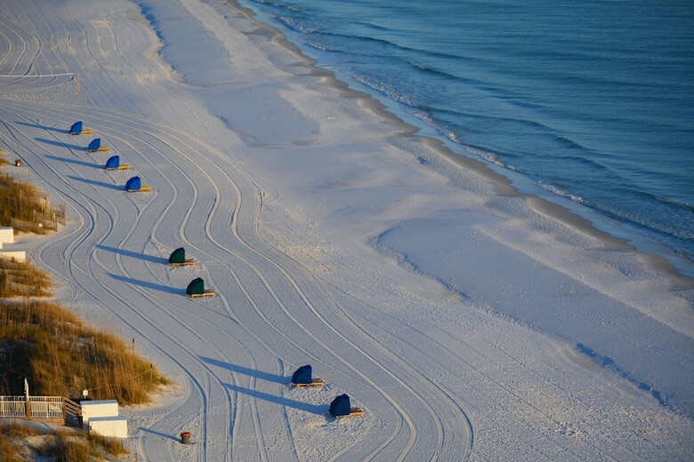 The Terrace At Pelican Beach
