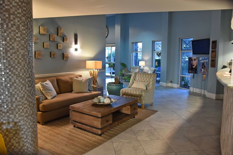 The Terrace At Pelican Beach