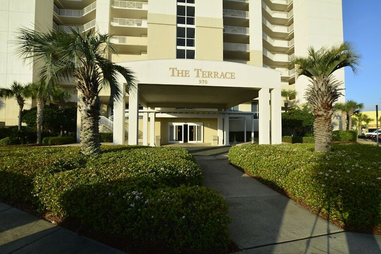 The Terrace At Pelican Beach