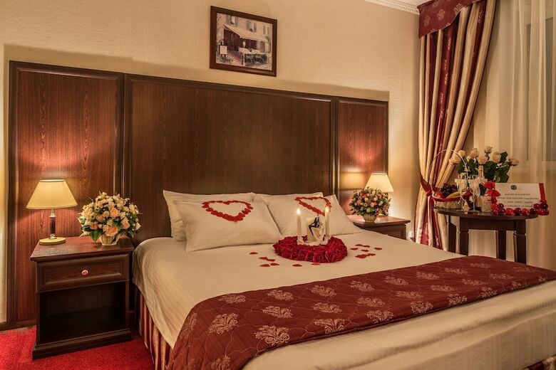 Hotel Salut
