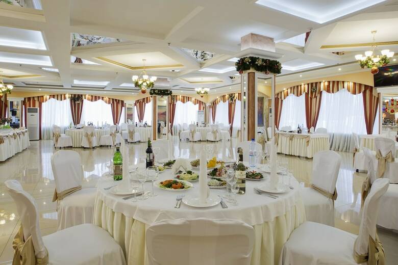 Hotel Salut