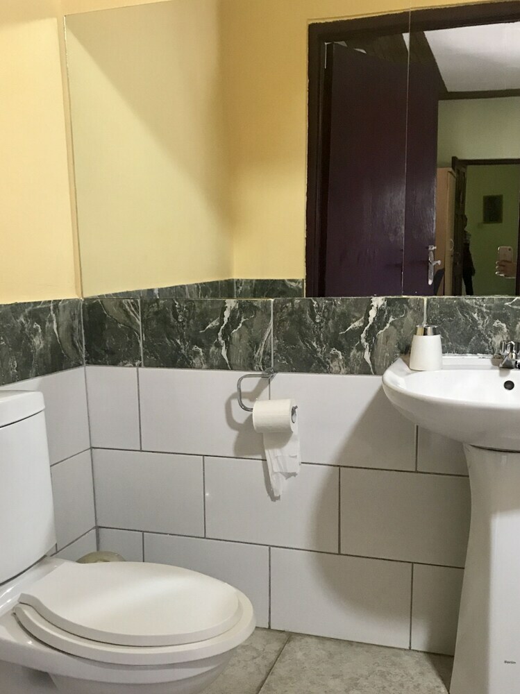 Hotel Omanye Lodge