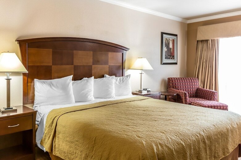 Hotel Quality Inn Near Hearst Castle