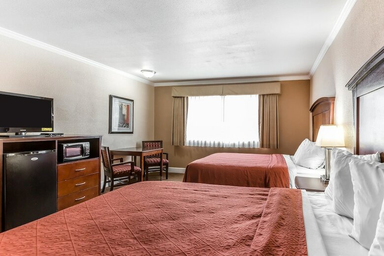 Hotel Quality Inn Near Hearst Castle