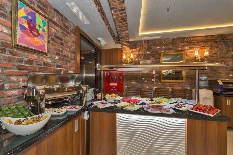 Aprilis Gold Hotel
