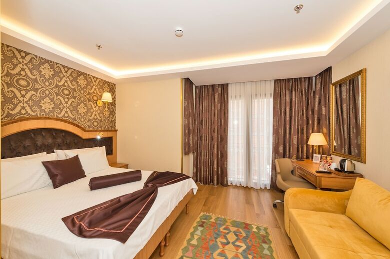 Aprilis Gold Hotel