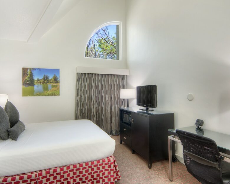 Aggie Inn, Ascend Hotel Collection