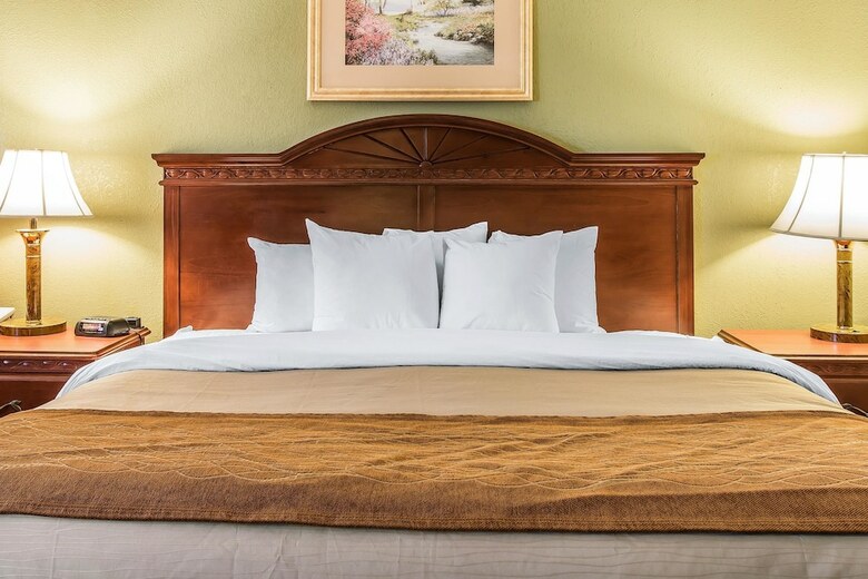 Hotel Quality Inn & Suites Ann Arbor Hwy 23