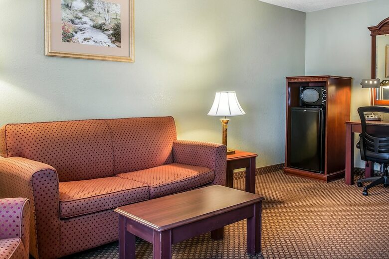 Hotel Quality Inn & Suites Ann Arbor Hwy 23