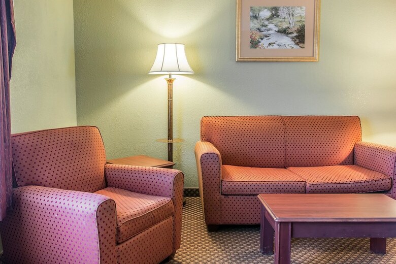Hotel Quality Inn & Suites Ann Arbor Hwy 23