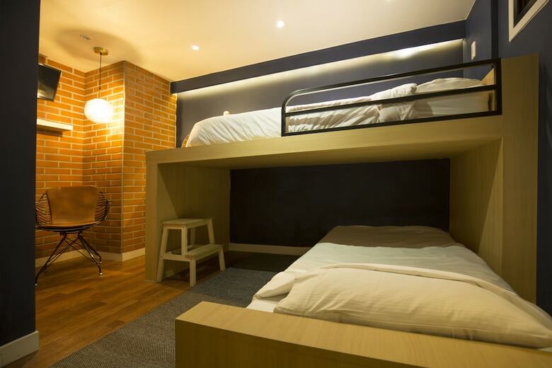Hotel Uh Stay