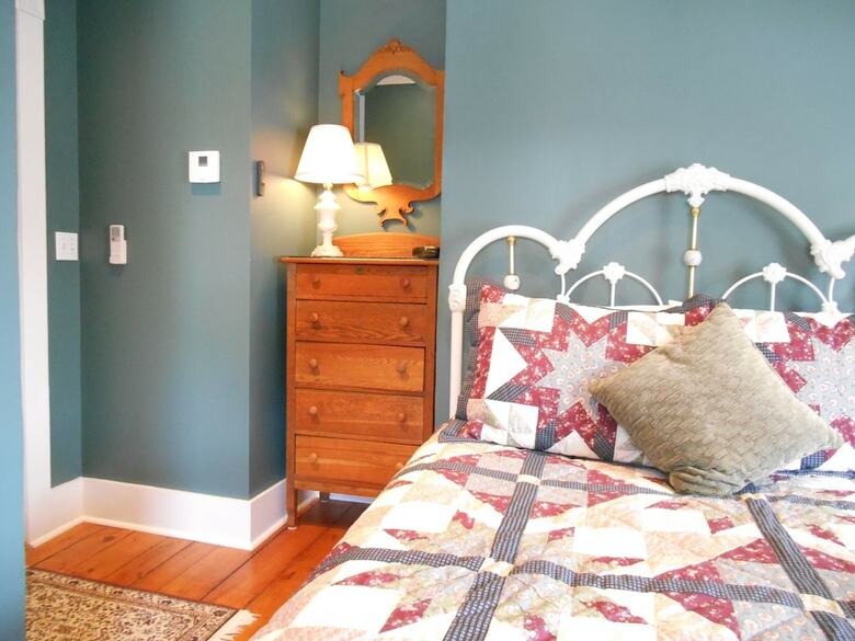 Bayberry House Bed And Breakfast