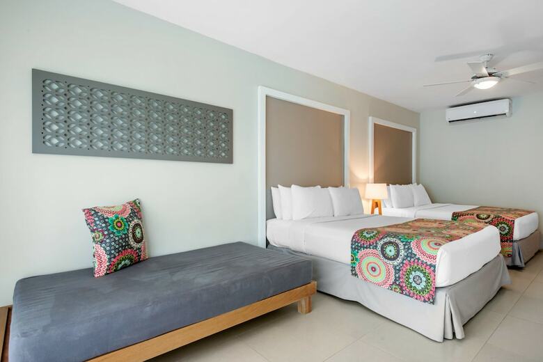 Hotel Emotions By Hodelpa - Juan Dolio