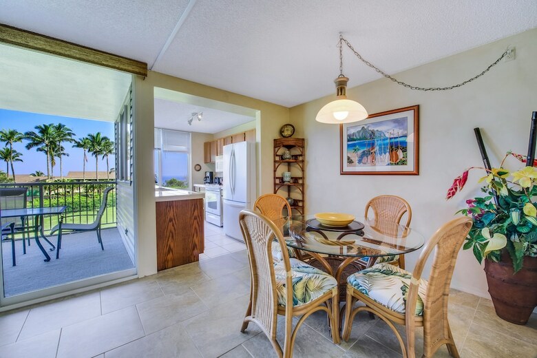 Oceanfront Realty - The Cliffs At Princeville