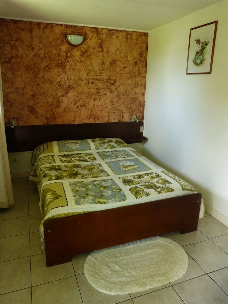 Airport Hotel