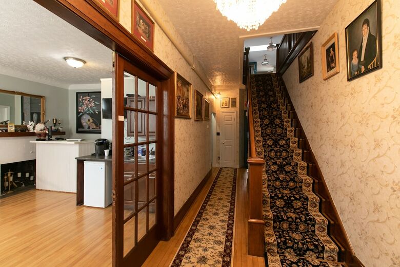 Hotel Prince Street Suites