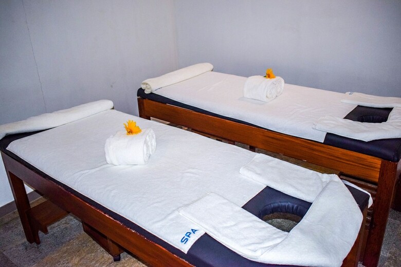 Hotel Insight Resort