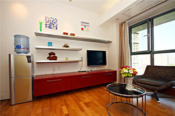 Rich&young Seasons Park Service Apartment