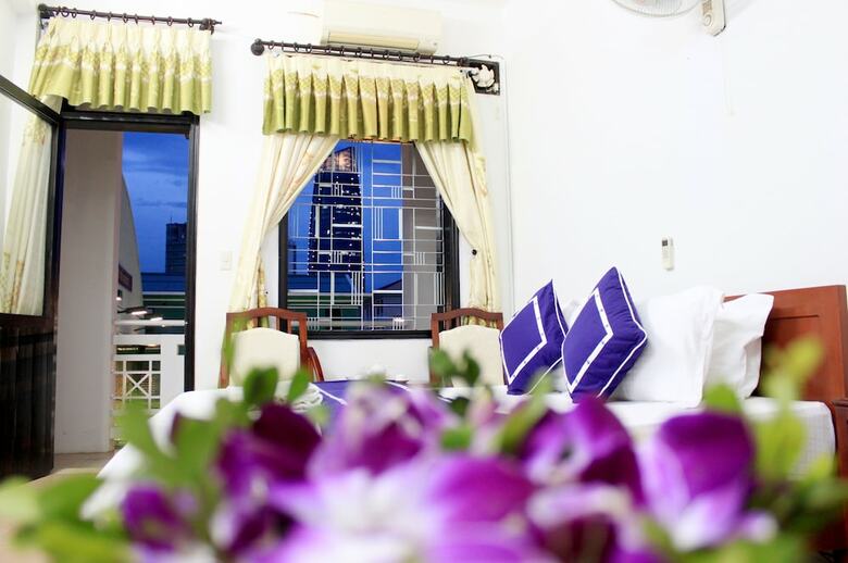 Hotel Ngoi Nha Xanh