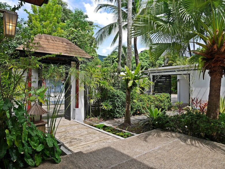 Suriya Som Villa