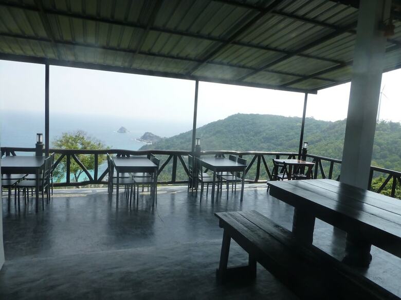 Hotel Baan Leelawadee
