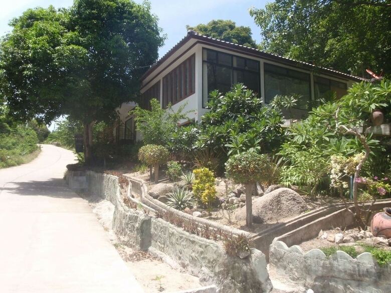 Hotel Baan Leelawadee