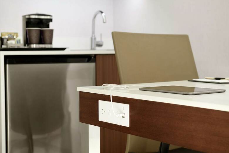 Hotel Doubletree Suites By Hilton Phoenix