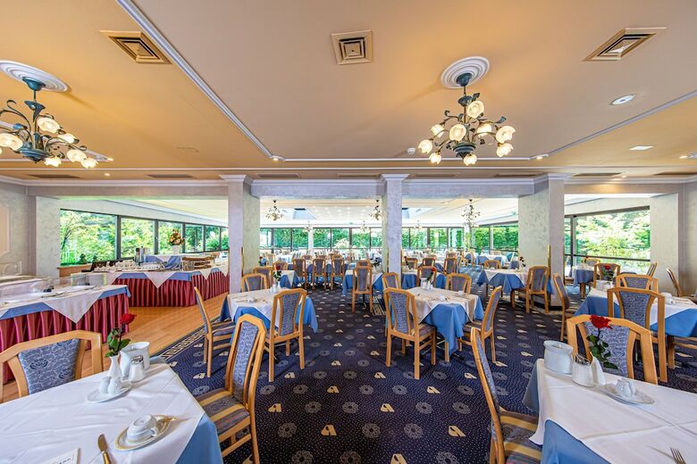 Hotel Alpenland St. Johann