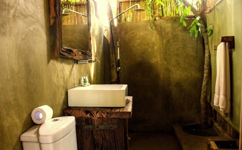 Cabana Saraii Village