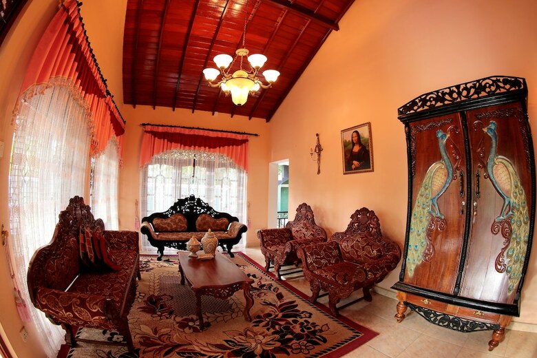 Hotel Airport Square Villa