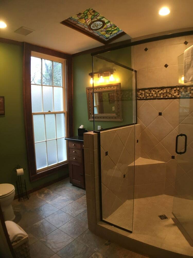 Kennedy Manor B&B