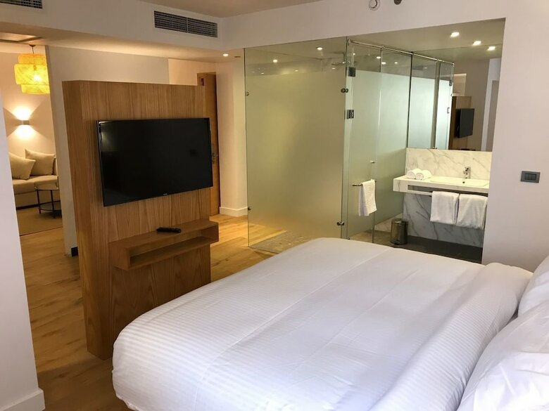 New President Hotel