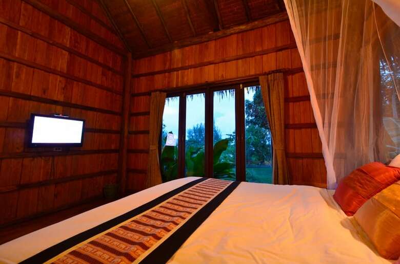 Hotel Thiw Son Beach Resort
