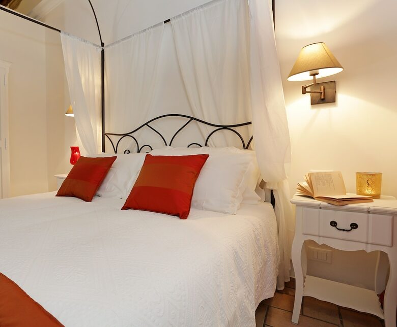 Madonna De? Monti Suites - Daplace Collection