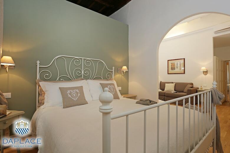 Madonna De? Monti Suites - Daplace Collection