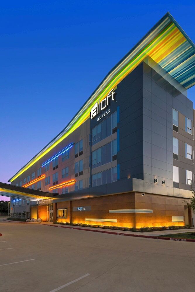 Hotel Aloft College Station