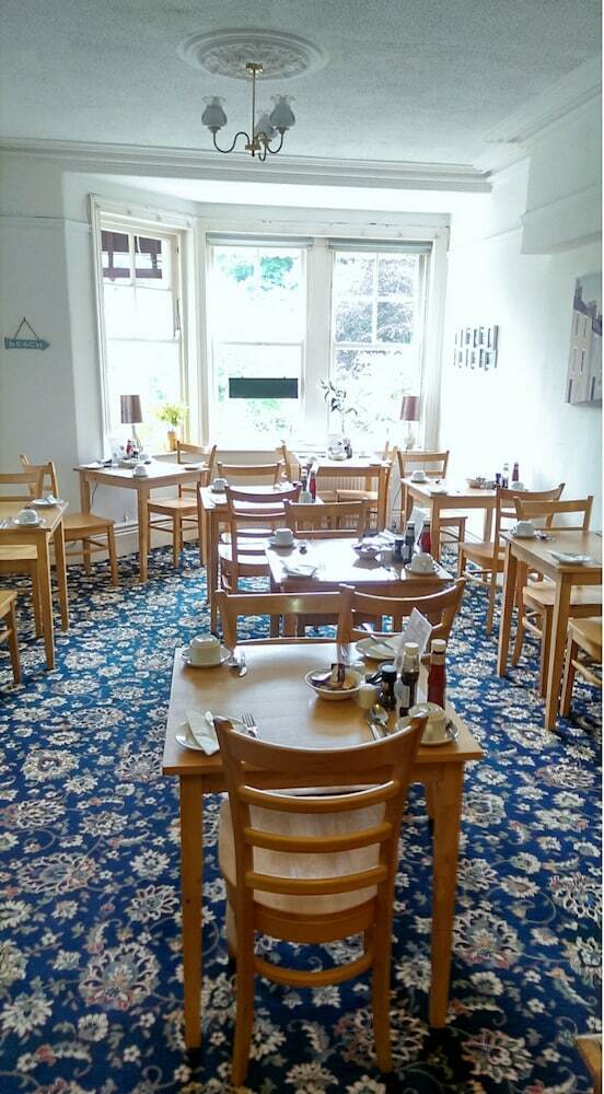 Hotel Tusker Lodge