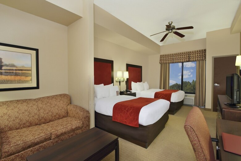 Hotel Comfort Suites Dallas Fort Worth Near Grapevine